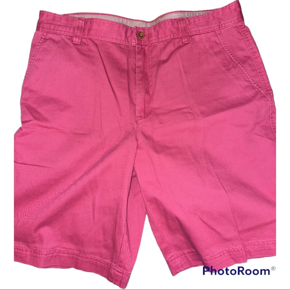 Size 36 IZOD Flatfront Shorts